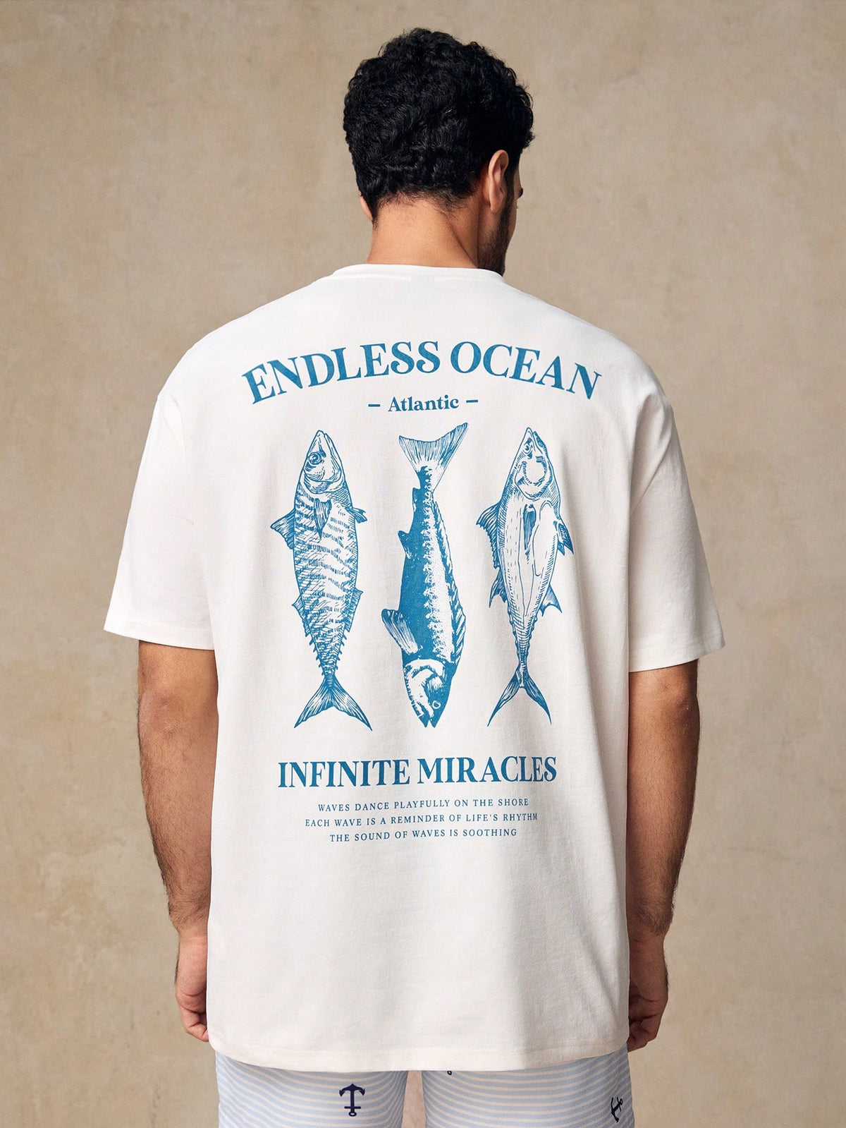 HIMLAND Men'S Casual Fish Graphic Print Loose Drop Shoulder Crew Neck Short Sleeve T-Shirt, White Funny Oversized Beach Tee, Summer Vacation Gifts, Football